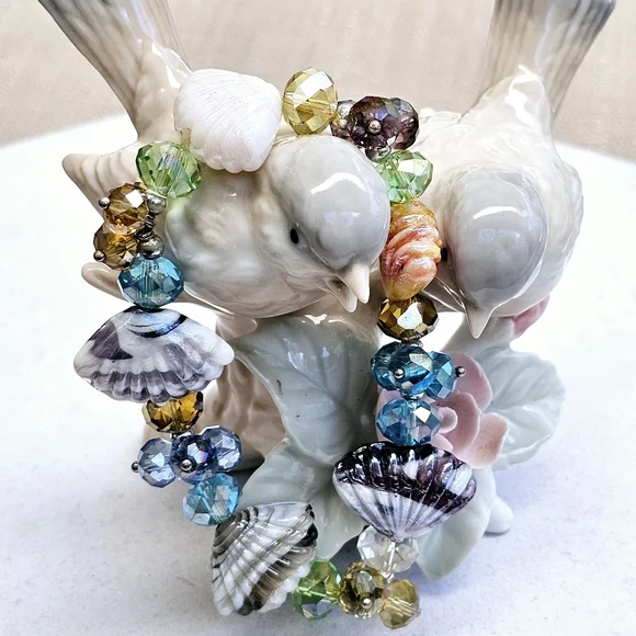 Glass Bead Seashell Bracelet Stretchy - Picture 10 of 15